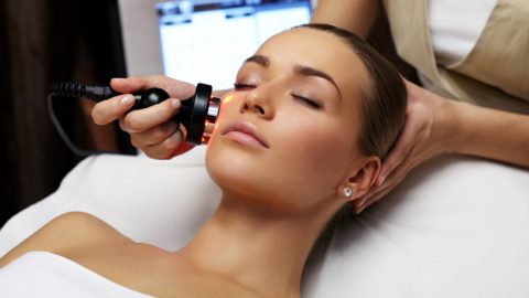 3 جلسات تجميلية يمكنك الخضوع لها في 2015