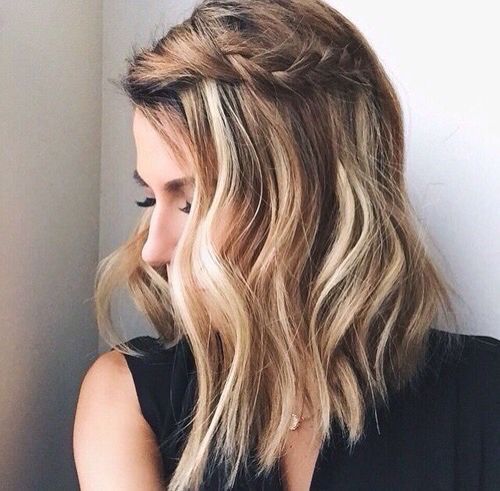 تسريحة شعر مموجة مع جديلة جانبية 2016
