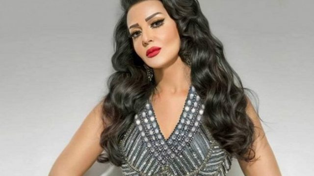 سمية الخشاب لا تنزعج من خبر زواجها وأحمد سعد!
