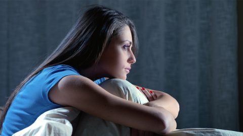 4 حيل ذكية للتخلص من الأرق نهائيًا