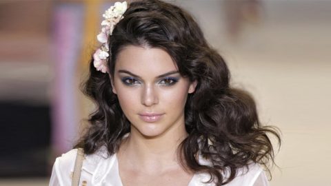 كيف احتفلت عائلة كاردشيان بعيد ميلاد كيندال ال20؟
