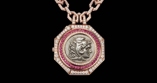 Bulgari تخبئ ساعاتها الجديدة داخل عملات تاريخية