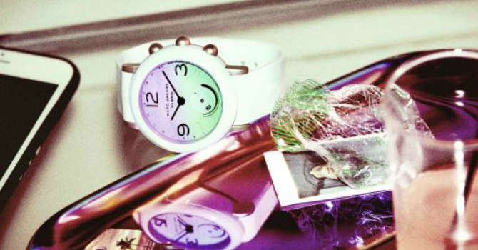 عصرية ساعة مارك جاكوبس الذكية تتحدي من سبقتها !