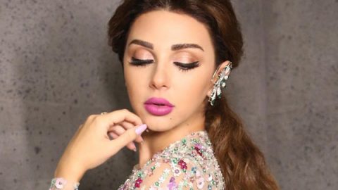 ميريام فارس بمكياج وردي أنيق