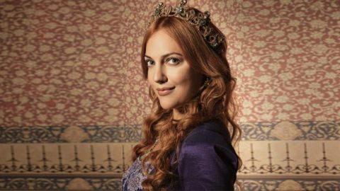 مريم أوزرلي في عمل درامي من إنتاج عربي