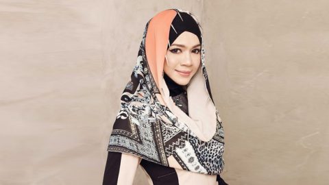 طريقة أرتداء الحجاب المزدوج ….. باسلوب بسيط وأنيق