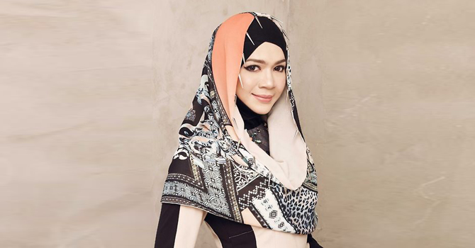 طريقة أرتداء الحجاب المزدوج ….. باسلوب بسيط وأنيق