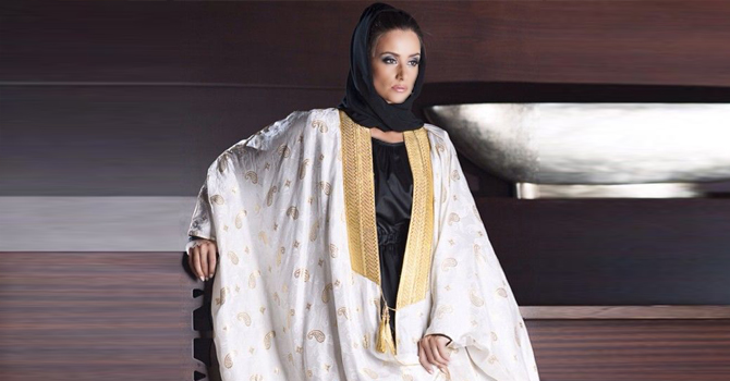 العباءة البيضاء لجميع الأجواء الرمضانية