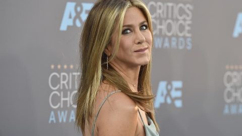 رسائل براد بيت سبب انفصال جينيفر نيستون عن زوجها