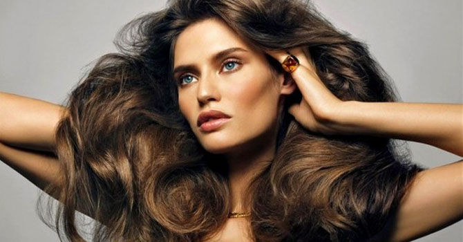 5 نصائح هامة للتمتع بشعر صحي وكثيف
