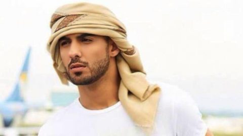 شاهدي عروس أوسم رجل في الإمارات