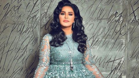 من وراء مكياج أحلام الجديد في 2015؟