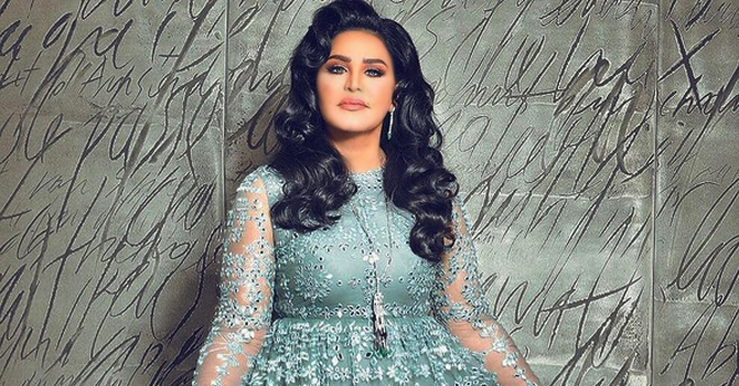 من وراء مكياج أحلام الجديد في 2015؟
