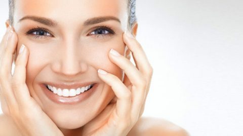 وصفات تجميلية للعناية بالأسنان الحساسة