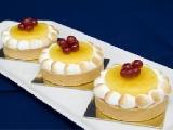 كعكة اللوز بكريما البافاريا