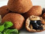 كبة بحلقات الزيتون الأسود