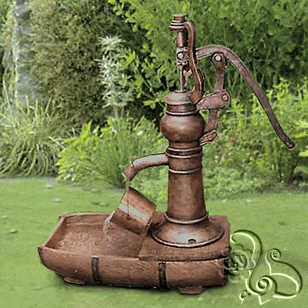 نافورة ماء جميلة