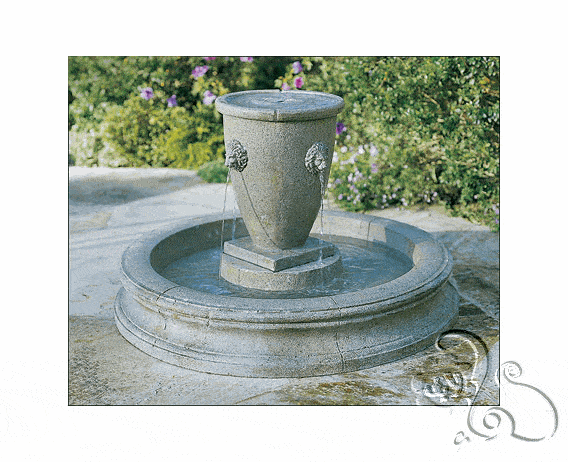 نافورة ماء خارجية