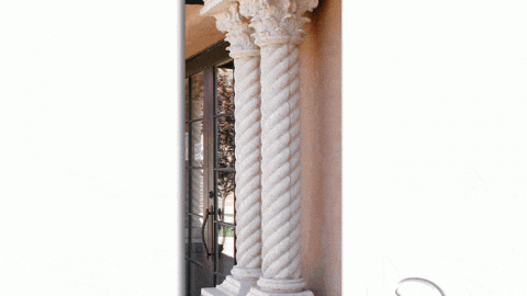 عمود حجري منحوت على الطريقة الرومانية