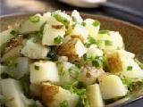 سلطة البطاطا والثوم