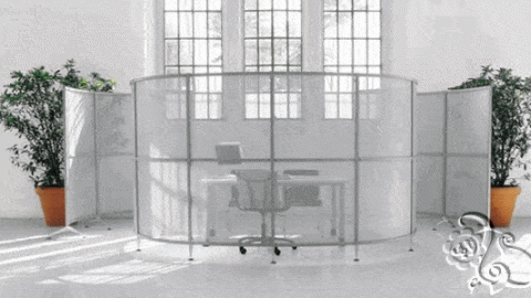 مكتب بديكور هادئ في المنزل