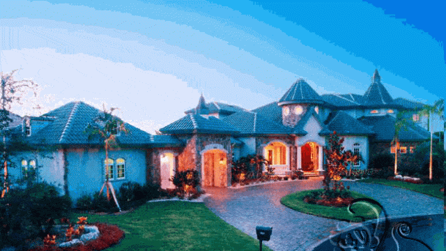 فيلا مع الحديقة