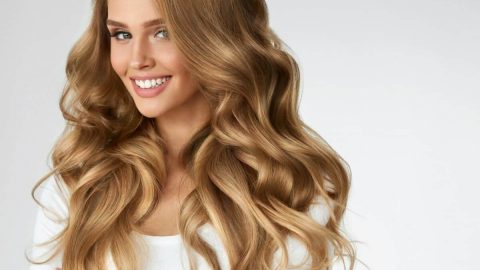 طرق للمحافظة على شعرك : 4 وصفات طبيعية مجربة