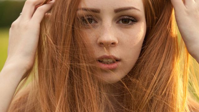  وصفات منزلية للحصول على شعر ناعم في وقت قصير