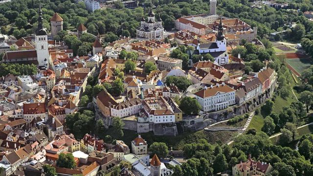 أسعد بلد بالعالم لسياحة ممتازة وعطلة صيفية لا تنسى