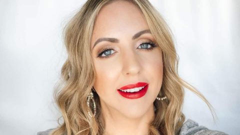 ألوان أحمر الشفاه الأحدث و الأجمل لفصل الصيف 2019