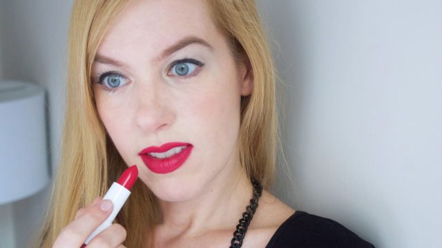 تعرفي إلى أفضل مستحضرات التجميل المقاومة للمياه