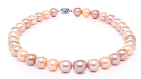 أجمل موديلات الجواهر ذات اللون الوردي لموسم 2019