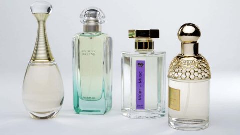 أحدث العطور الصيفية للنساء لن تملي من رائحتها