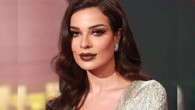 إطلالة مكياج العيد مستوحاة من نجمات العرب