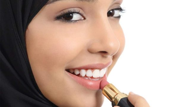 ألوان أحمر الشفاه الأكثر رواجا لموسمي ربيع وصيف 2019