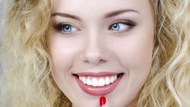 خلطات منزلية لأسنان ناصعة البياض عليك تجربتها