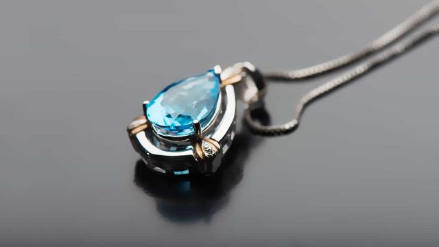 أفضل الأحجار الكريمة لإطلالاتك الخريفية تعرفي إليها