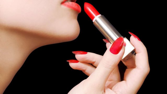 أفضل منتجات روج مزدوجة لإطلالة متميزة