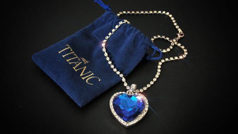 مجوهرات كلاسيكية لعشاق الأناقة في سوذبير بباريس