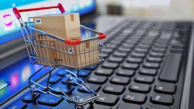 مواقع التسوق الالكترونية للنساء ذوات الأسلوب المتحفظ وصاحبات الجسم الممتلئ