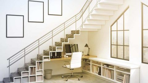 ديكور أسفل السلالم لاستغلال مساحتها بشكل مثالي  