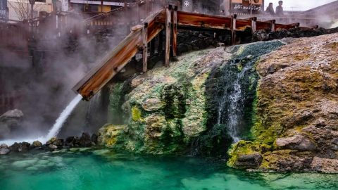 أجمل الينابيع الحارة باليابان لرحلة متميزة