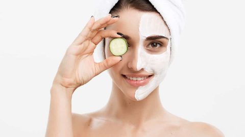 وصفات لبشرة مشدودة عليك تجربتها