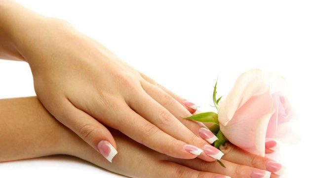 أسرار العناية بالأظافر في المنزل