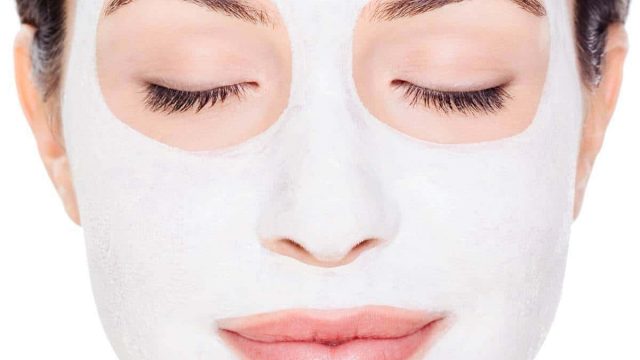 وصفات بياض البيض والنشا للوجه عليك تجربتها