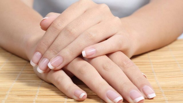 أفضل الوصفات لتطويل الأظافر خلال 3 أيام فقط