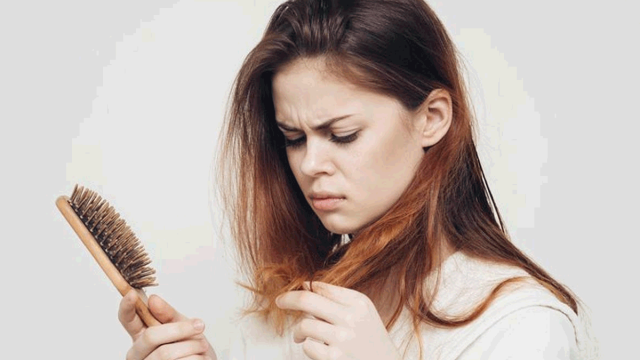 أهم أسباب تساقط الشعر وطرق علاجها عليك معرفتها