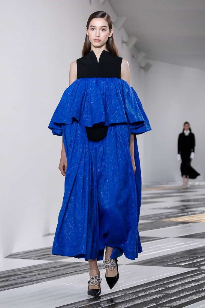 فساتين سهرة واسعة 