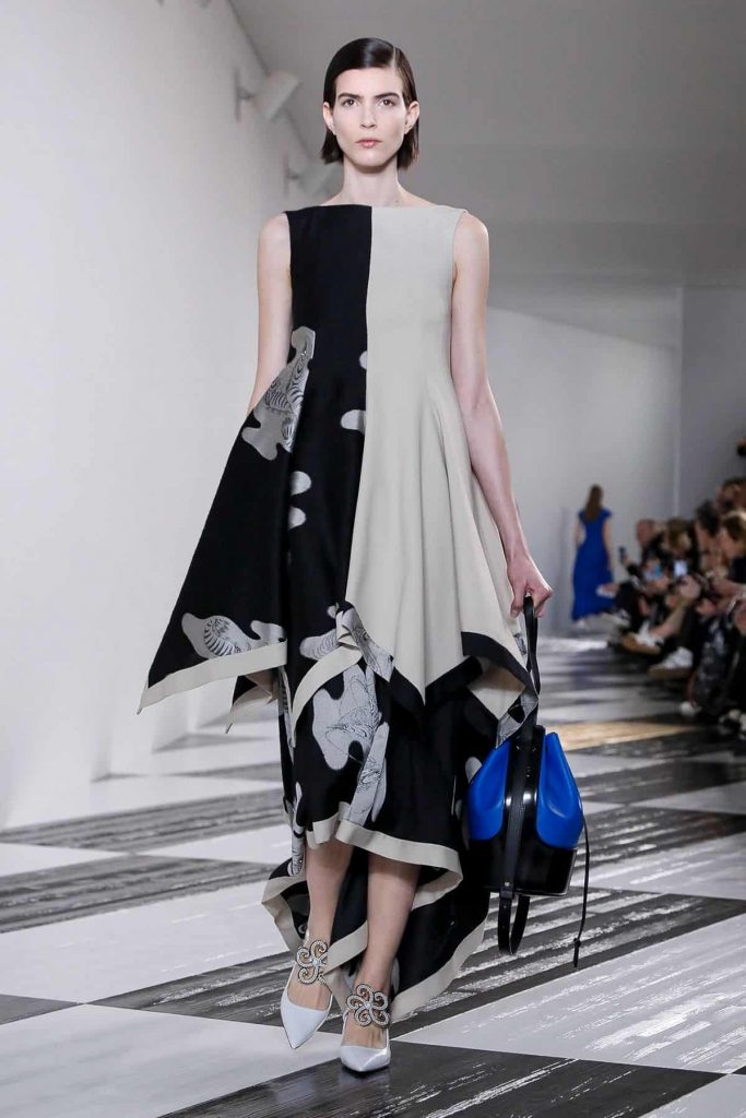 فساتين سهرة واسعة 