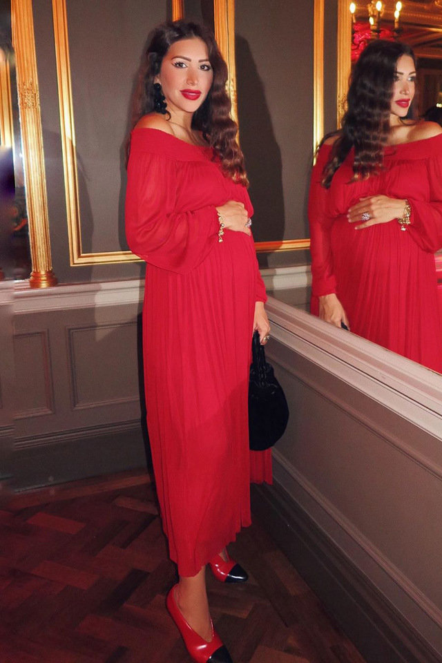 تشكيلات رائعة من فساتين سواريه للحوامل